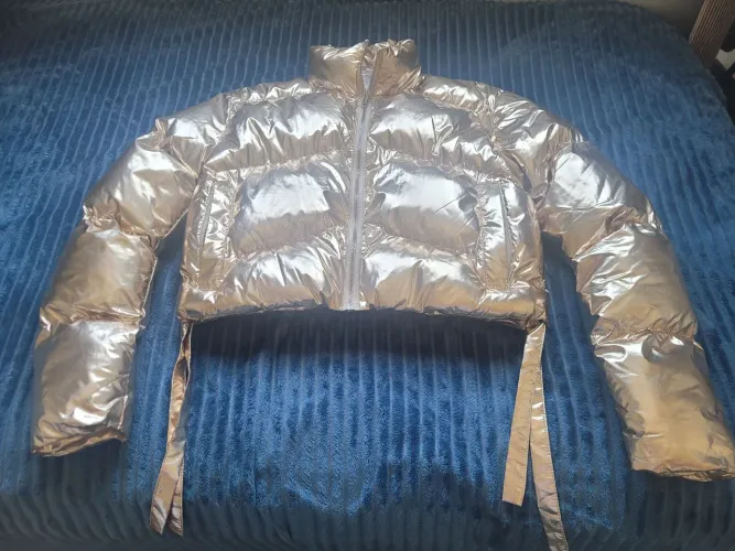 Jaqueta Puffer Dourada Cropped