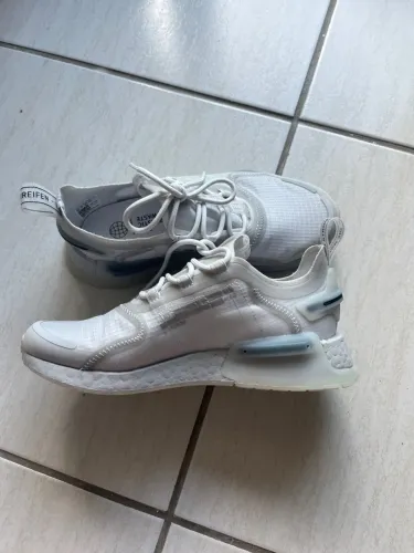 Tênis Adidas NMD_V3 Branco - Quase novo!