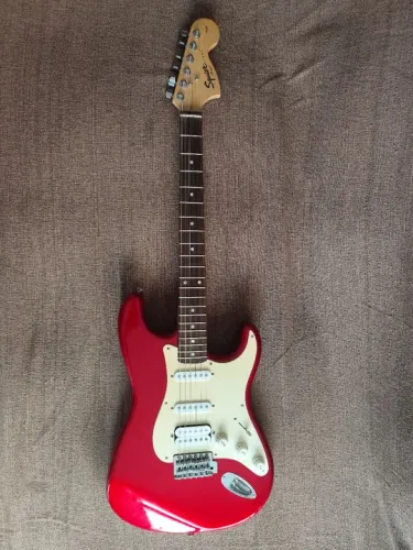 Baixou!!! Squier Fender HSS vermelha