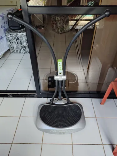 Plataforma Vibratória Pro-Form Biovibe