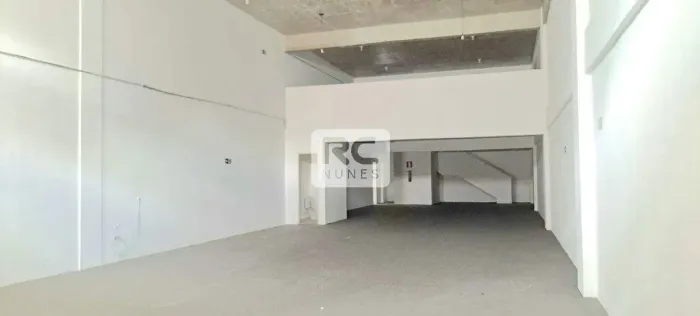 Loja ampla e versátil para locação na Rua Rio Grande do Sul, Barro Preto  353m²