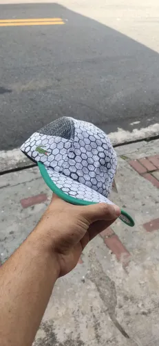 Boné do Jacaré, crocodilo Aba curva, telinha na lateral e fecho regulável de velcro 