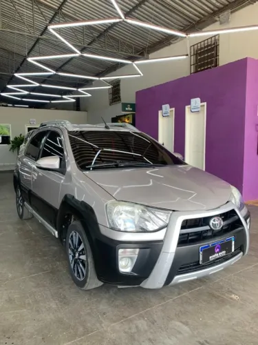 Toyota Etios Cross 1.5 Flex 16V 5P Aut. 2017
