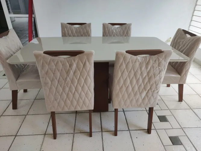 Lindo conjunto Mesa 180x90cm com 6 Cadeiras