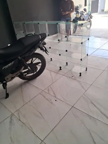Balcão de vidro Balcão expositor para lojas aparti de 450 R$