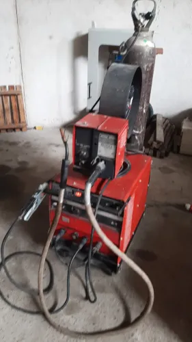 Máquina de Solda MIG/MAG Lincon Cv 400