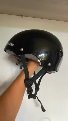 Capacete Preto