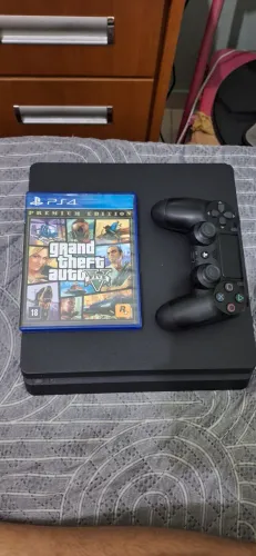 Ps4 slim c/1 controle e o jogo GTA5