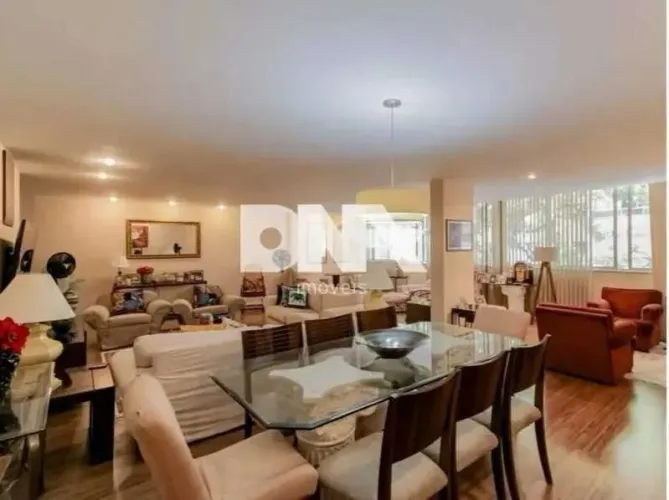 Apartamento : Padrão / Residencial / Copacabana