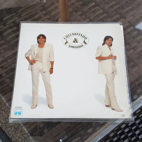 LP Vinil Chitãozinho & Xororó - Coração Quebrado