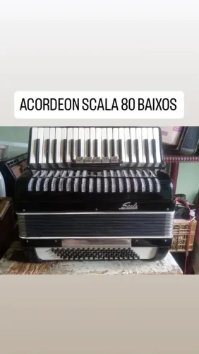 ACORDEON SCALA 80 BAIXOS.... ( ACEITAMOS CARTÃO DE CRÉDITO )