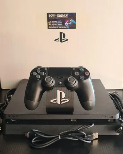 PS4 SLIM 1TB DESBLOQUEADO_(SEMI-NOVO) C/ GARANTIA_SOMOS LOJA EM CAXIAS