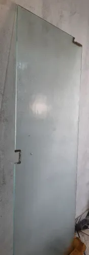 Vidro Temperado (para porta de abrir pivotante) aplicável à diversos ambientes