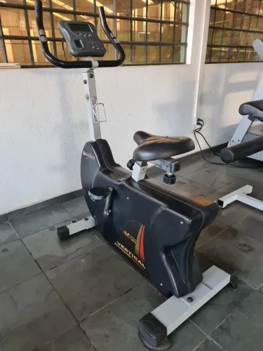 Bicicleta Ergométrica Vertical Orion LF300