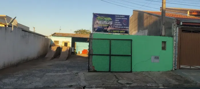 Passa-se ponto lava rápido e estacionamento