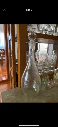 Licoreira de vidro lapidado