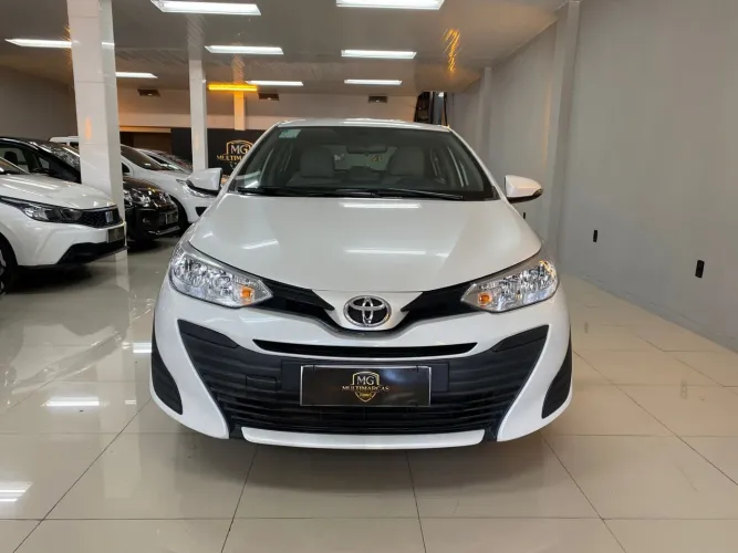Yaris XL Live Sedan 1.5 Flex Automática 2021<br>