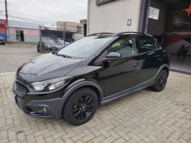 Chevrolet Onix Activ 1.4 8V Flex Mec. 4P 2019