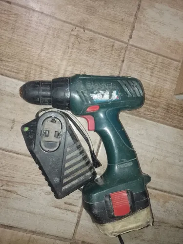 Parafusadeira com defeito 