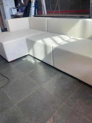 Sofá novo couro legítimo 2,90 com chaise
