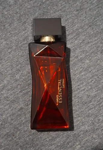 Essencial Safran Natura (perfume arabe)
