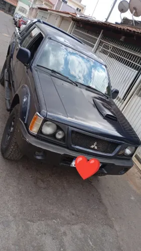 Mitsubishi L200 GLS 2.5 4X4 CD Diesel 2004