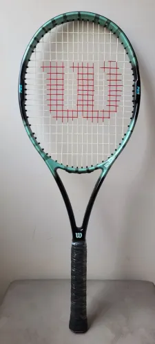 Raquete de Tênis Wilson Aggressor 3000