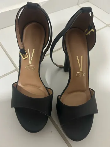 Sapatos usado poucas vezes tamanho 39