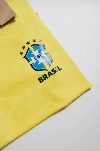 Camisa azul, amarelinha (copa do mundo )