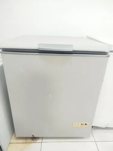 Freezer uma porta horizontal
