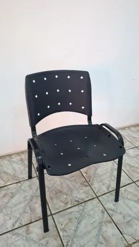 Cadeira de Escritório Ergonômica Preta - 4 Pés | Excelente Estado