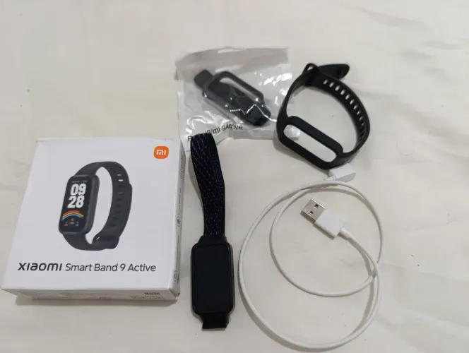Xiaomi Smart Band 9 Active + Pulseira Extra | Completa | Perfeito Estado