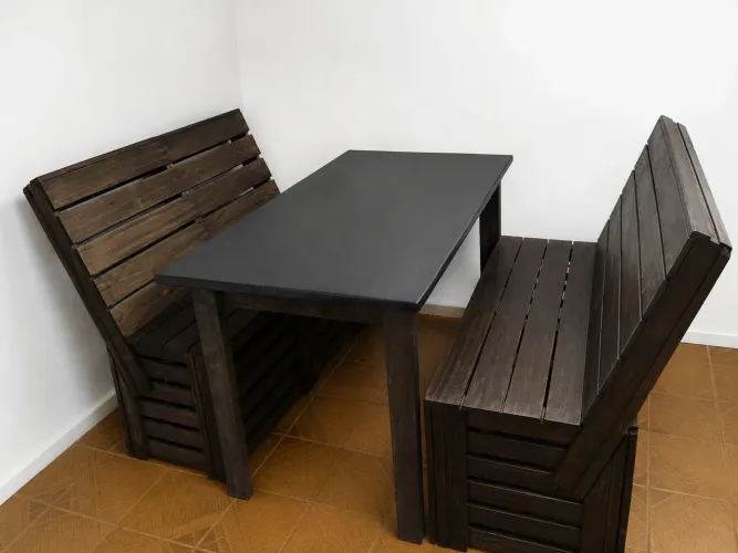 Conjunto de mesas para restaurante em madeira