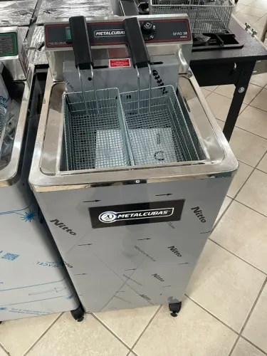 MB FRITADEIRA ELETRICA GFAO 30 - METALCUBAS
