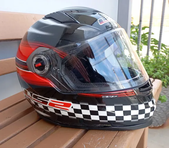 Capacete LS2 FF358