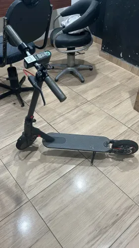 vende-se um patinete usado mais está com problema 