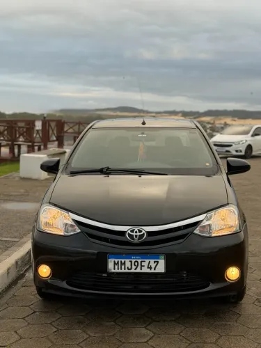 Toyota Etios XLS Sedan 1.5 Flex 16V 4P Mec. 2014
