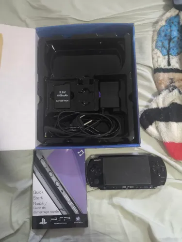 PSP - 3000 Com Caixa