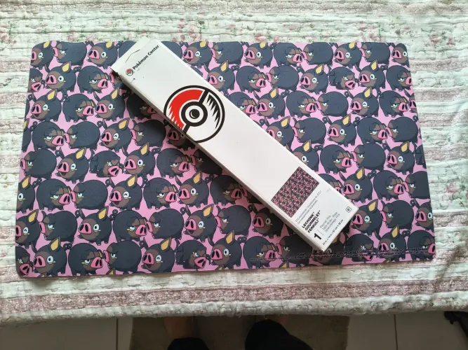 Playmat PokeCenter Lechonk - NOVO ORIGINAL