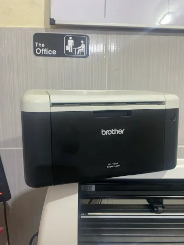 Impressora laser brother 1202