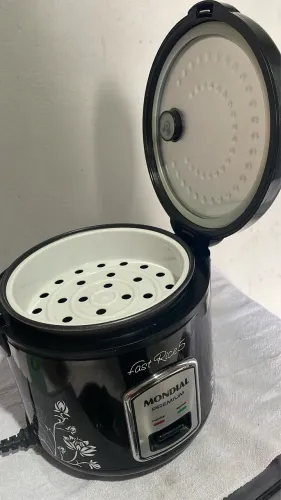 Panela Elétrica de Arroz