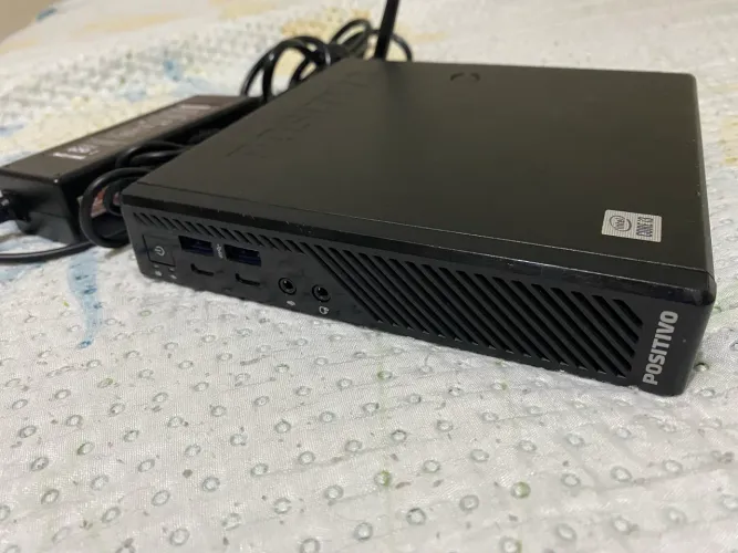 Mini PC Positivo i3 10100T