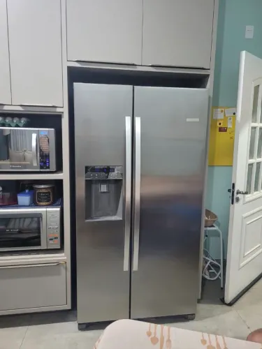 Geladeira Electrolux Side BY Side Água e Gelo na Porta