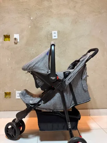 Carrinho com Bebê Conforto Travel System Cosco Kids Toffy