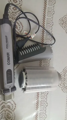Escova modeladora (150 reais)