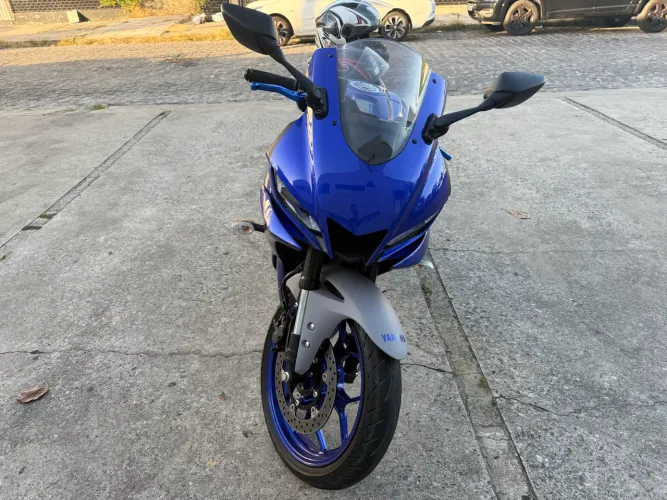 Moto R3 2021 TROCO EM BROSS PRA VENDER HOJE 26500