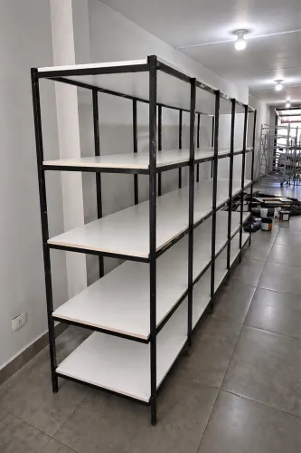 Prateleira / Arara para Loja - Ideal para Roupas ou Estoque ?