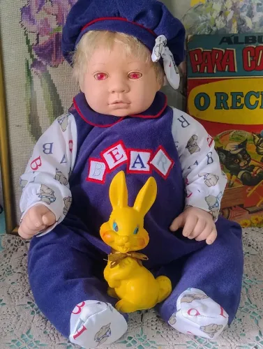 Bebê reborn anos 90 City Toys 
