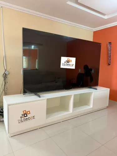 Rack pra tv 98 polegadas 