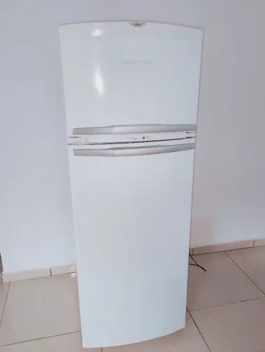 Vendo geladeira Brastemp 